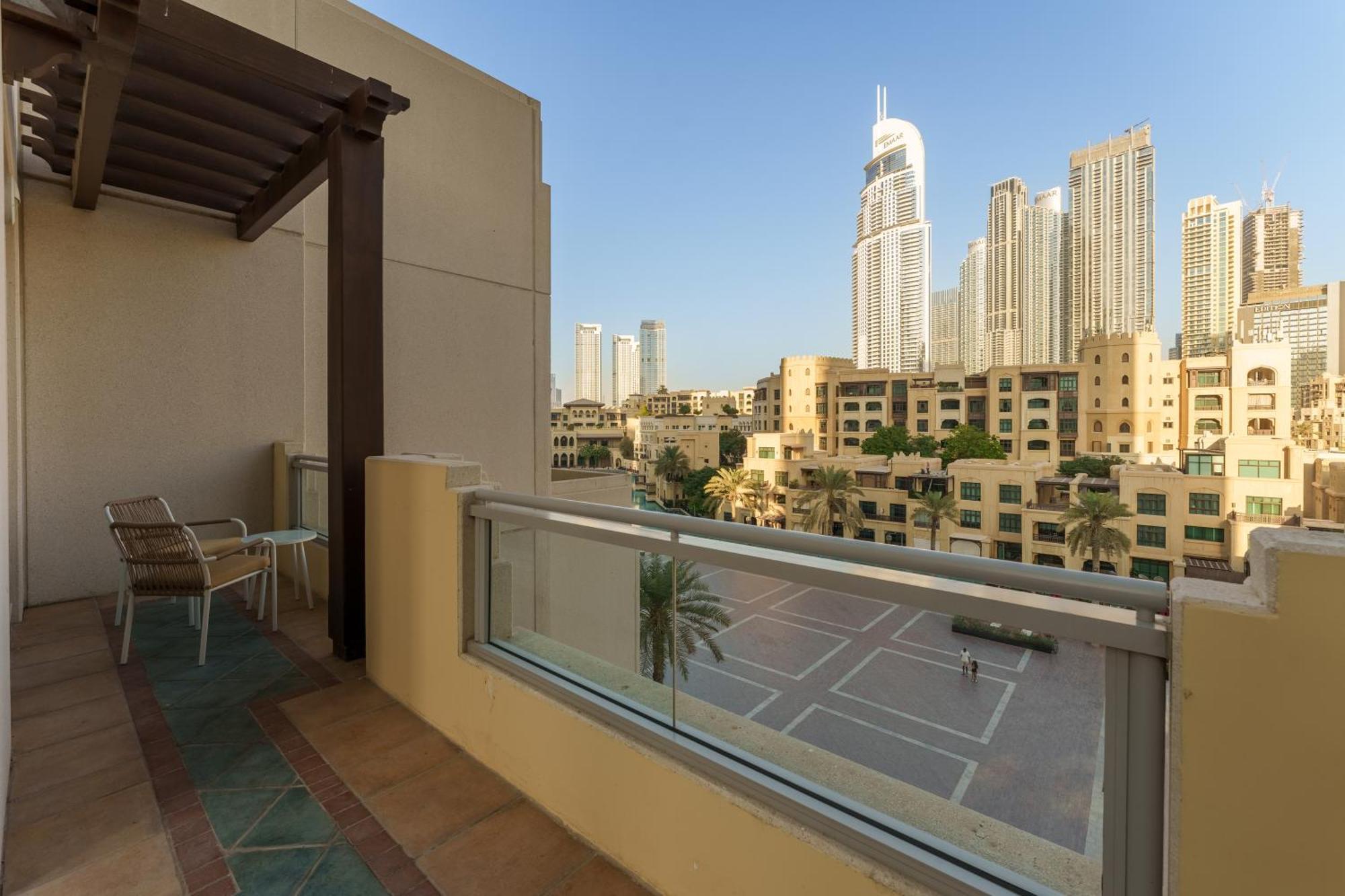 Maison Privee - Exclusive Duplex With Panoramic Terrace Overlooking Burj Khalifa *